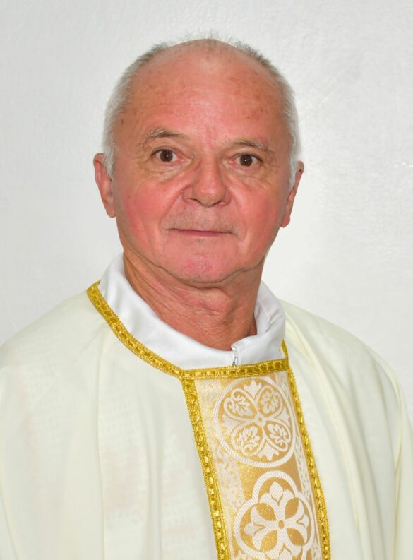 Pe. Atílio Zatyko   Ordenado: 07.07.1985
